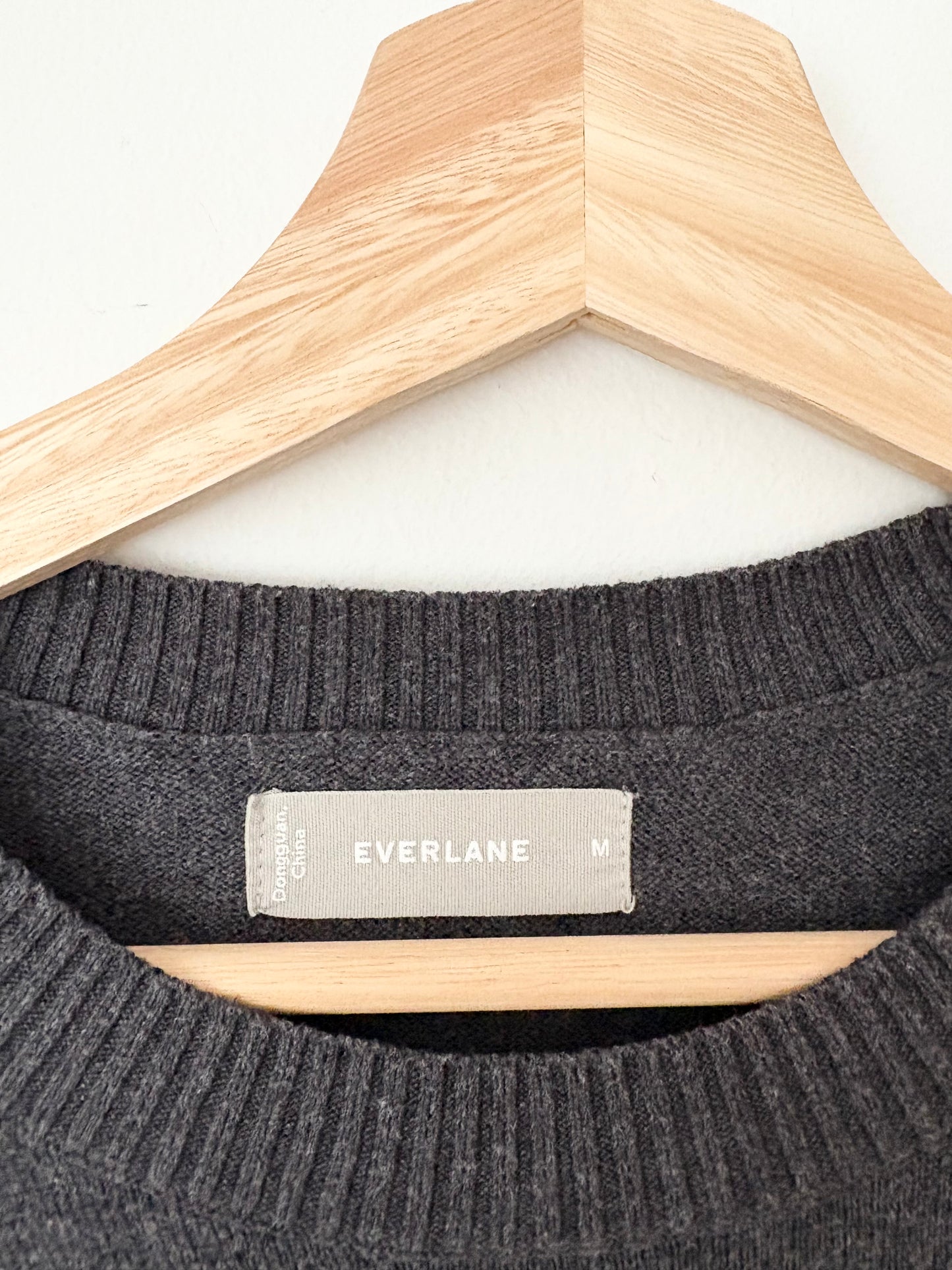 Everlane classic sweater in cotton M/L