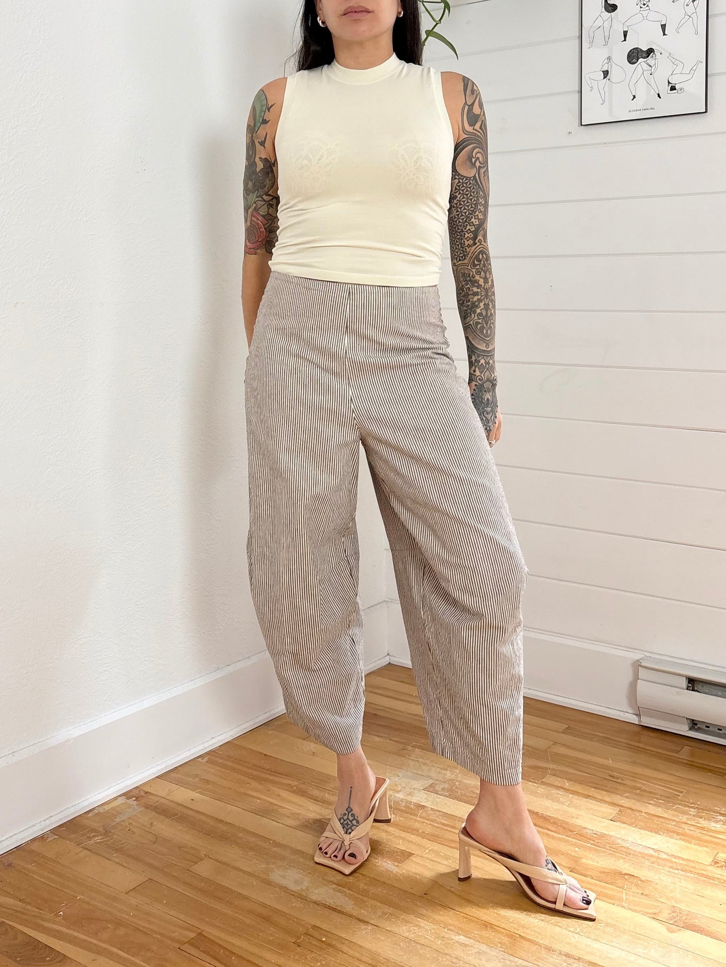 Lilith stripe barrel pants M/L