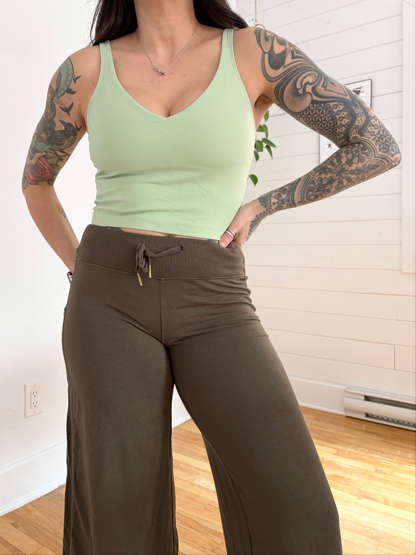 Lululemon Align tank top bra M/L