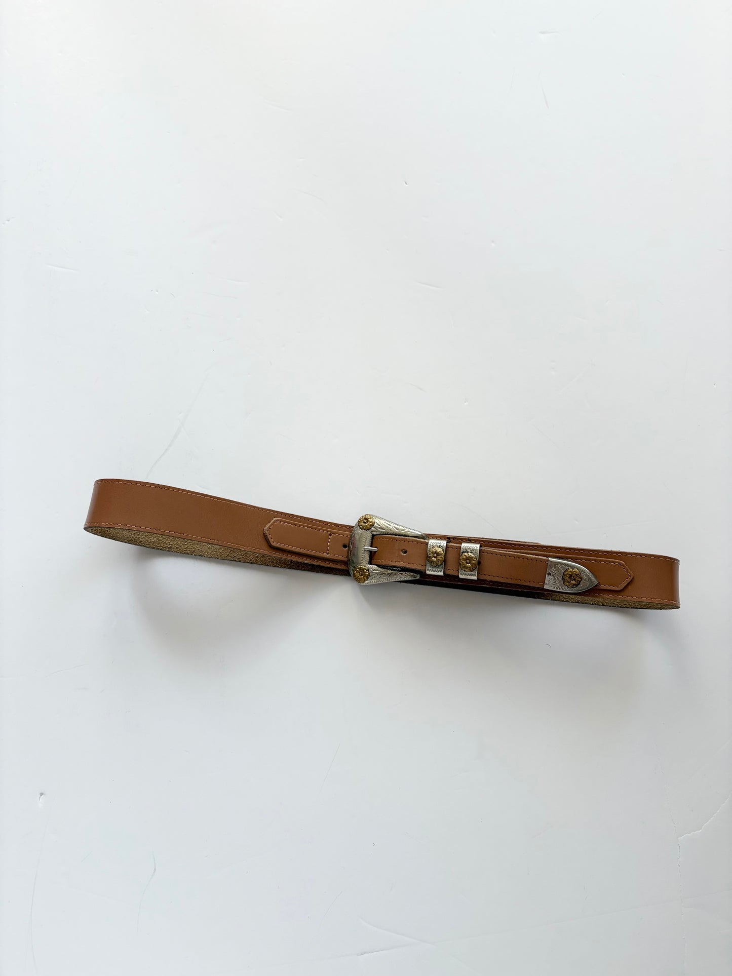 Vintage genuine leather tan belt
