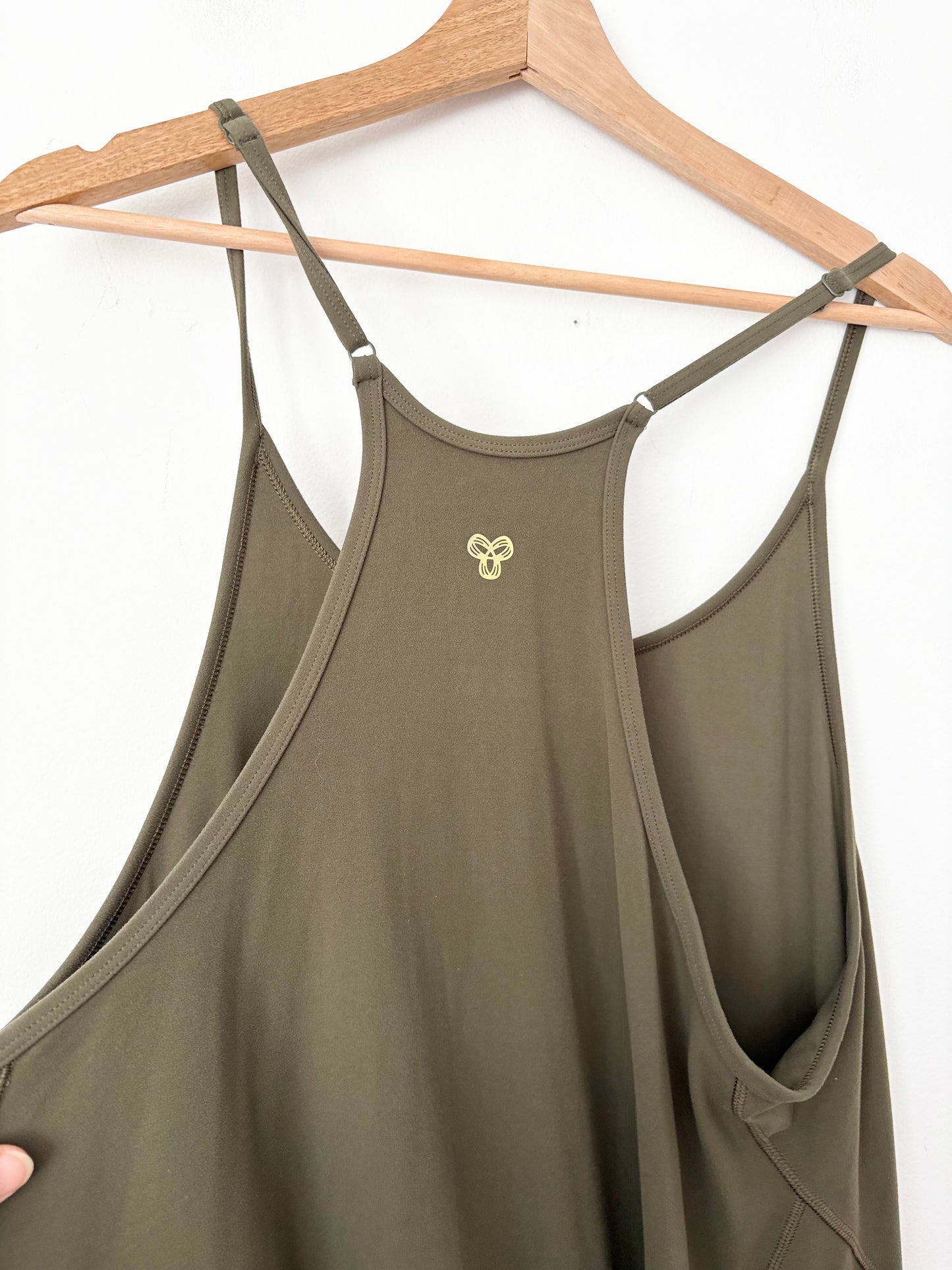 Aritzia golden butter breakaway jumpsuit M/L