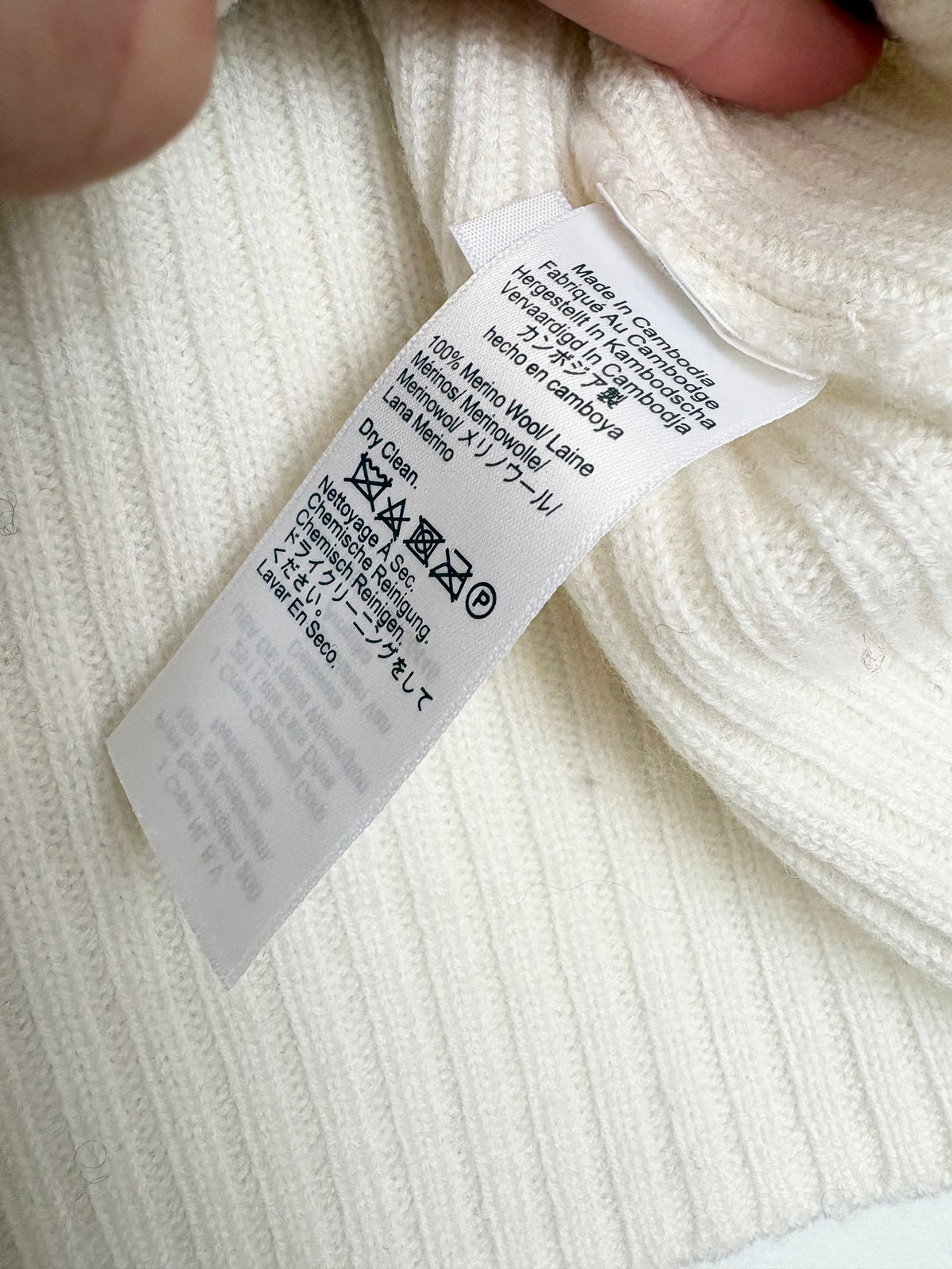 Madewell ribbed V neck sweater in merino wool XL