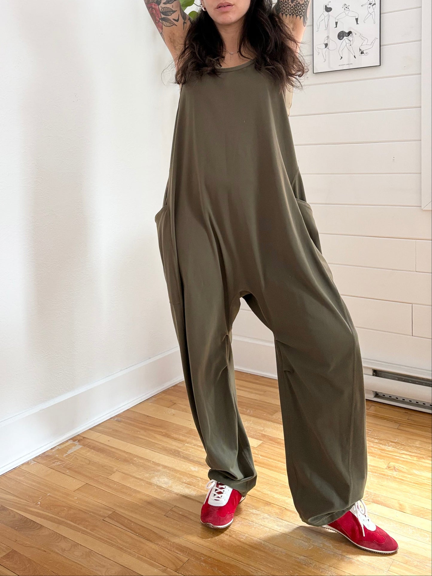 Aritzia golden butter breakaway jumpsuit M/L