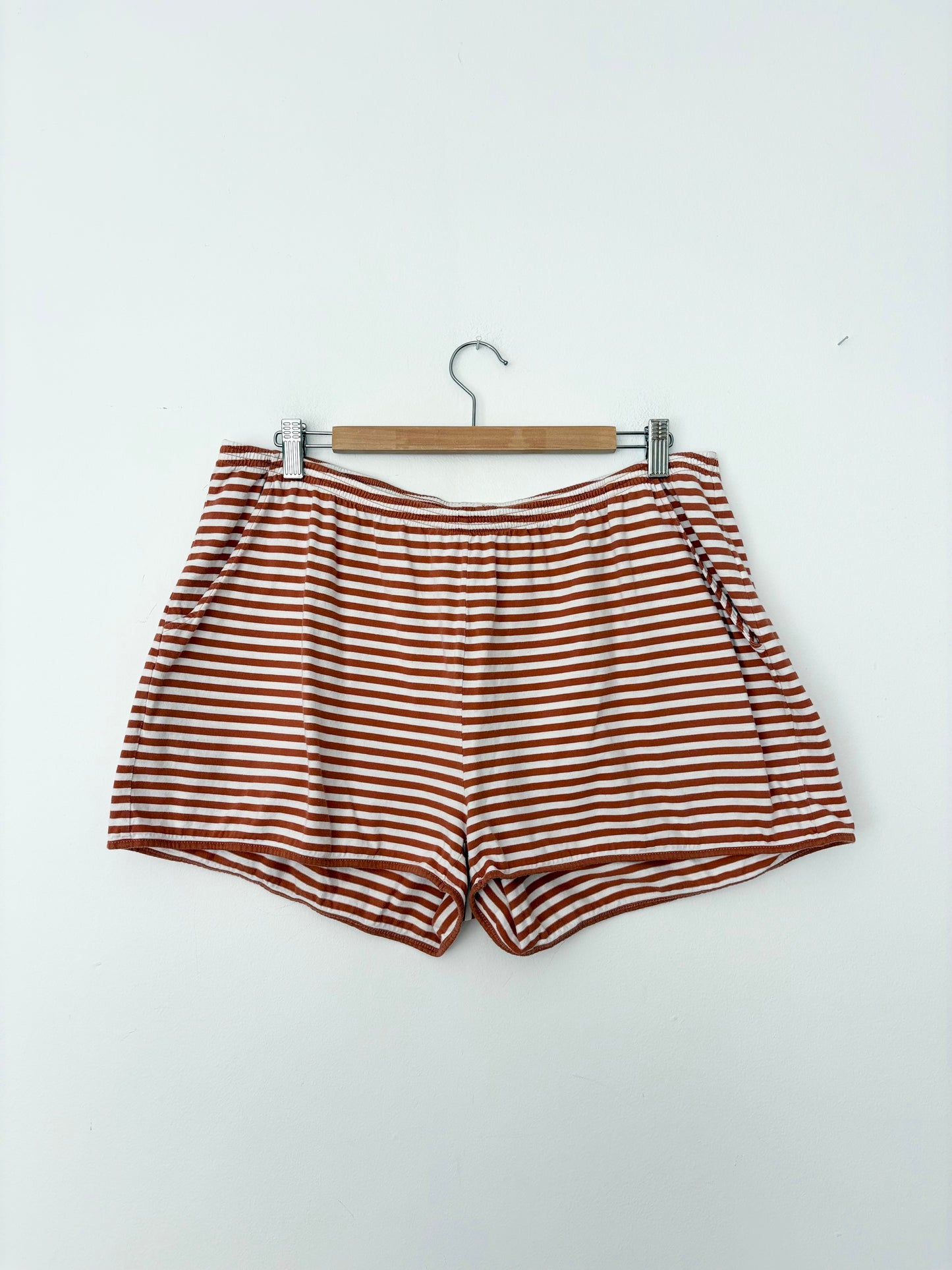 Kule The short in bronze & white XXL
