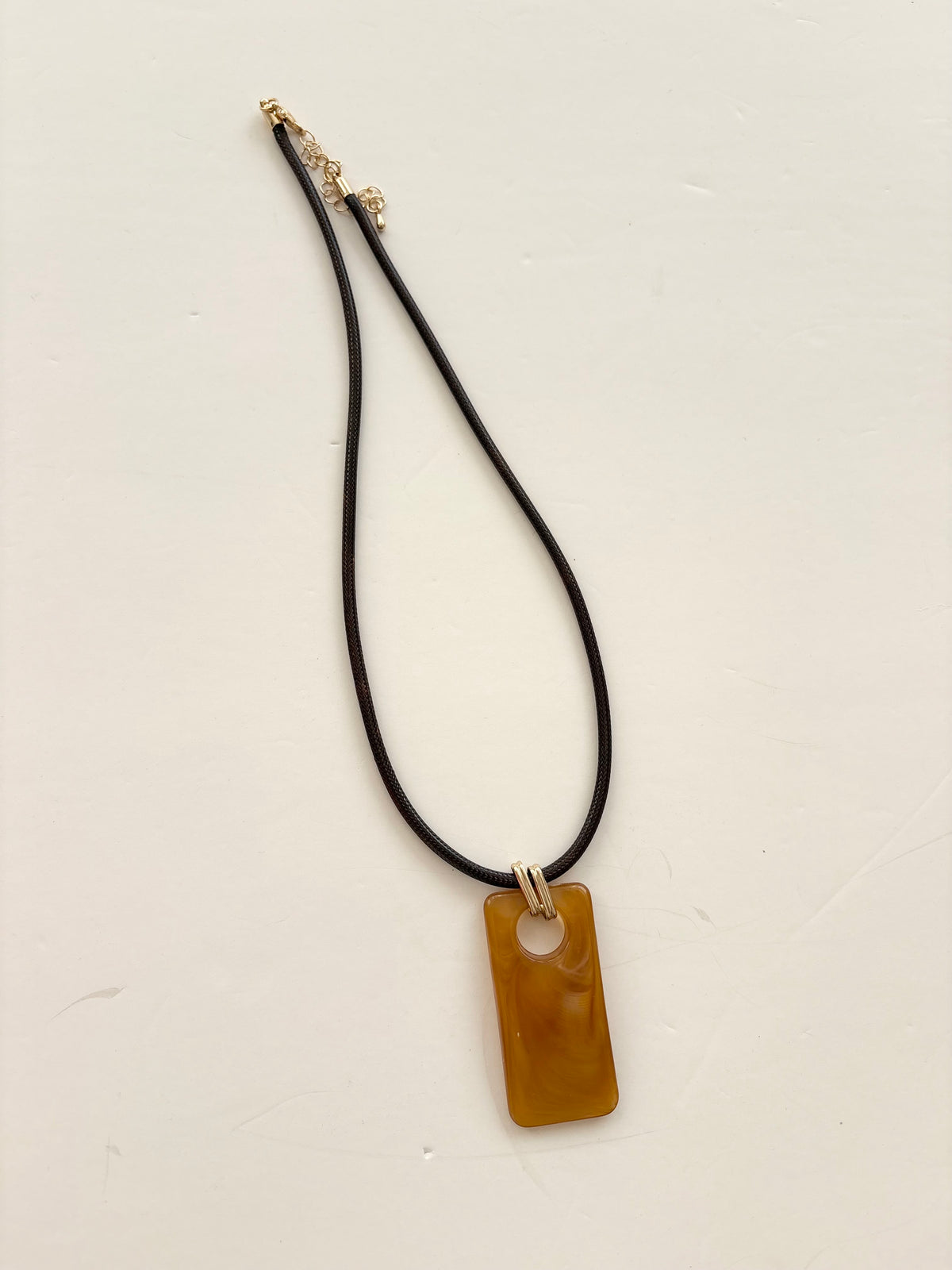 Collier avec pendentif en pierre 8 other reasons