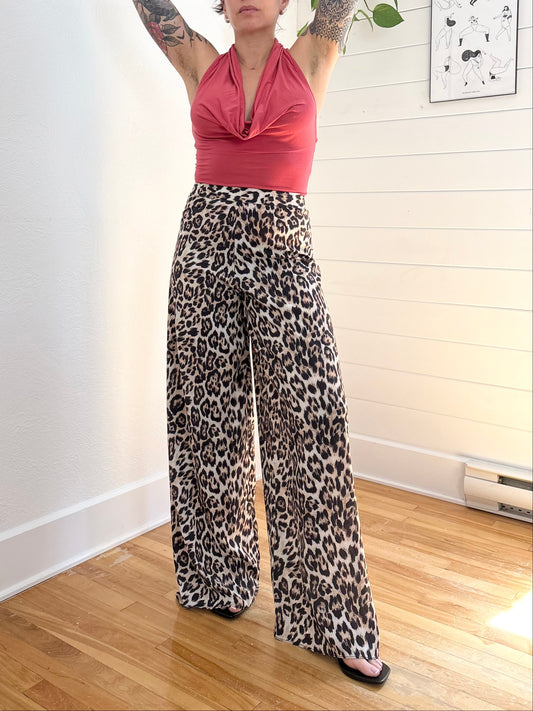 Alice + Olivia Remi leopard satin wide leg pants Small