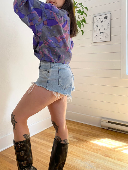 Vintage Lee cut off shorts W29