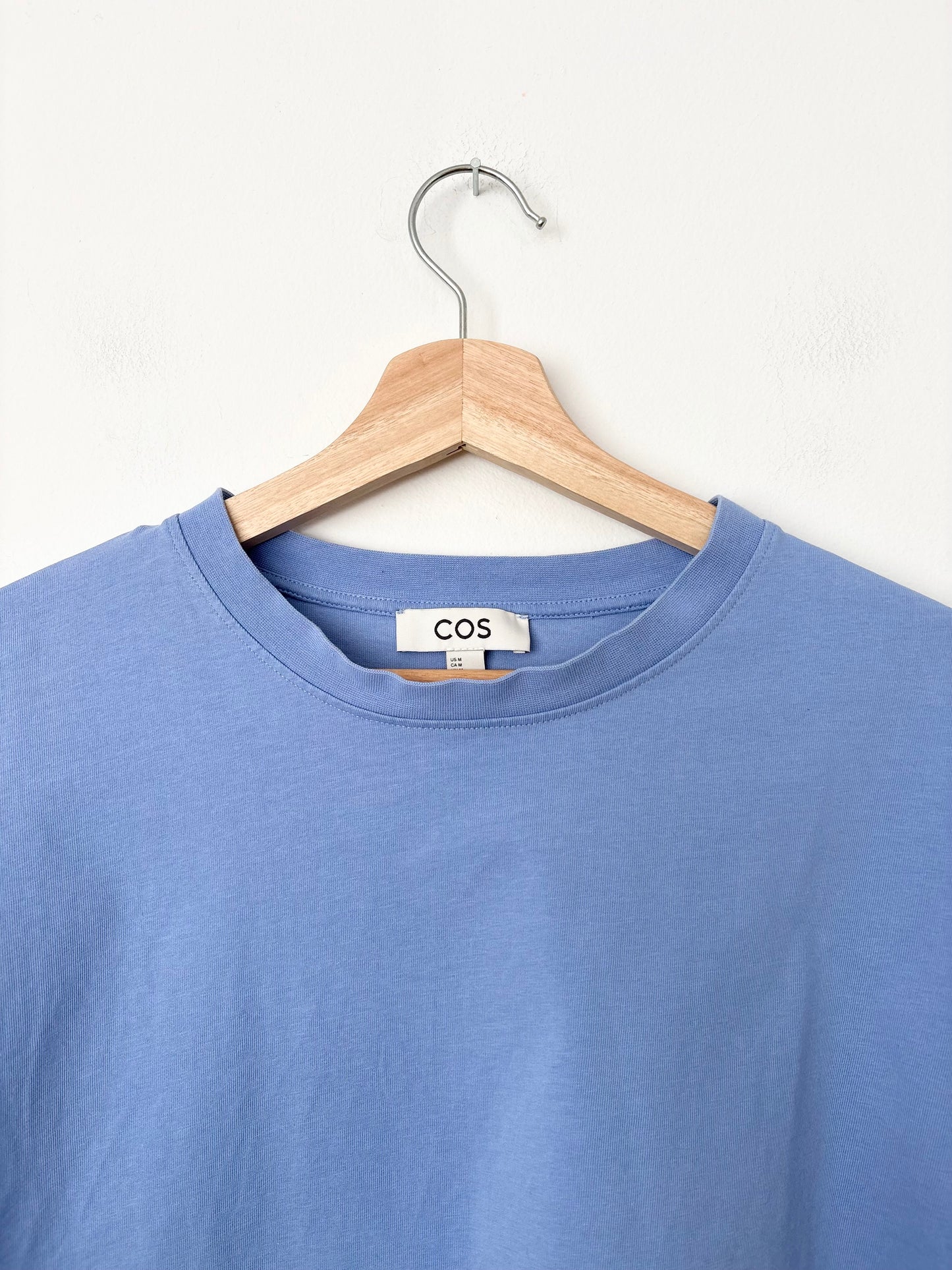 T-shirt court coupe décontractée COS, taille M
