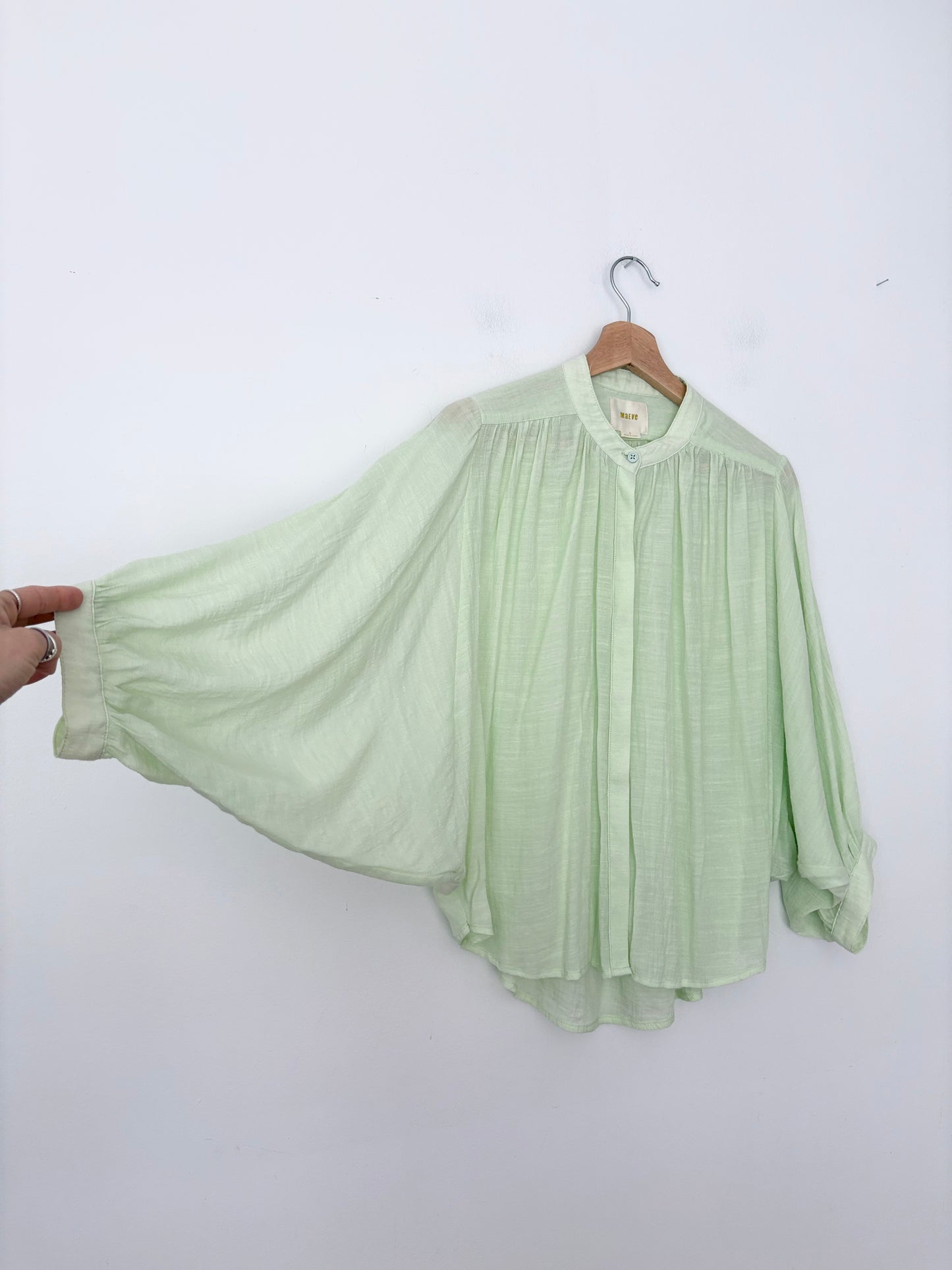 Maeve Anthropologie Bryanna button down top Small