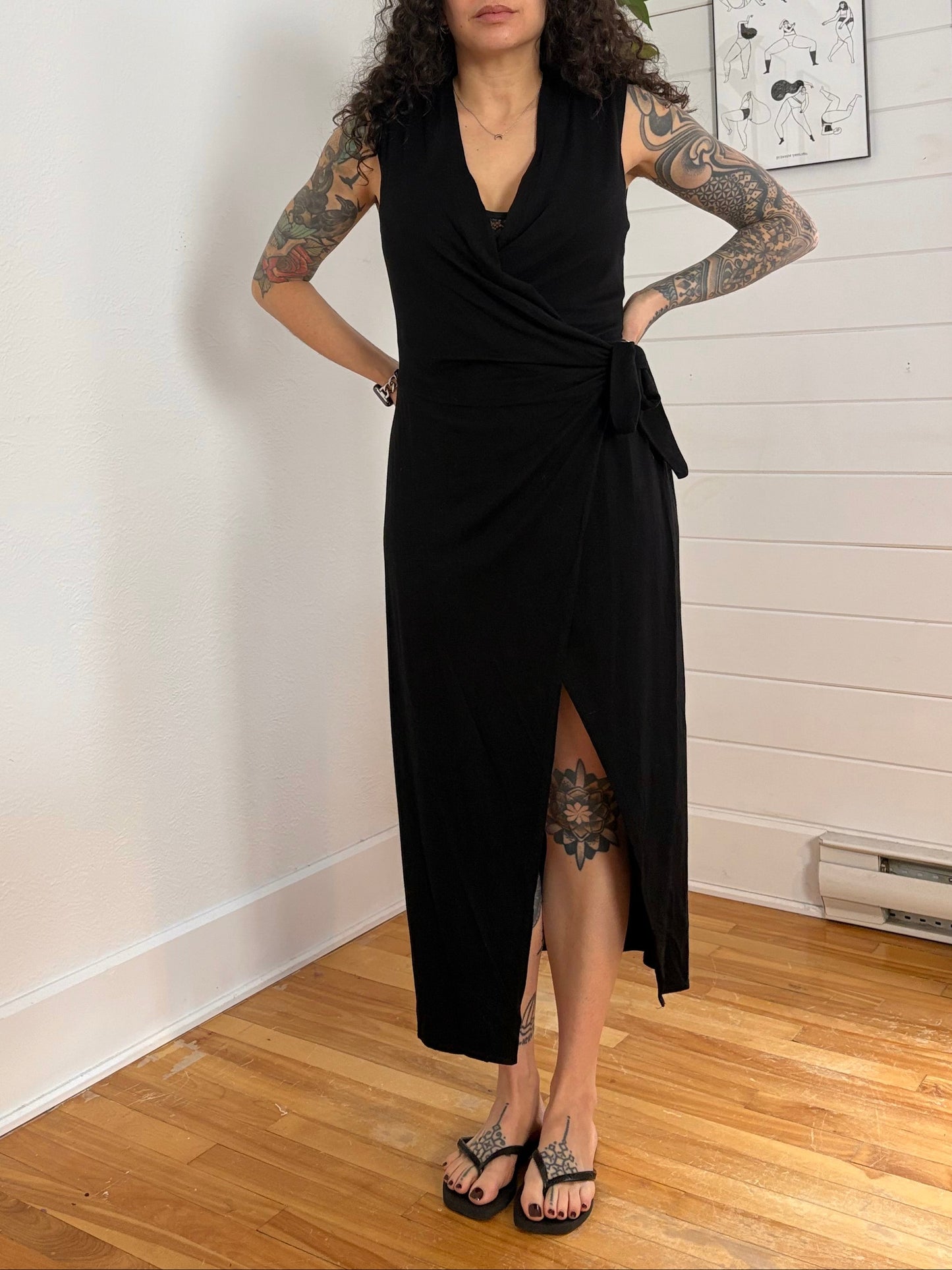 Robe midi portefeuille Reformation Sage Grande