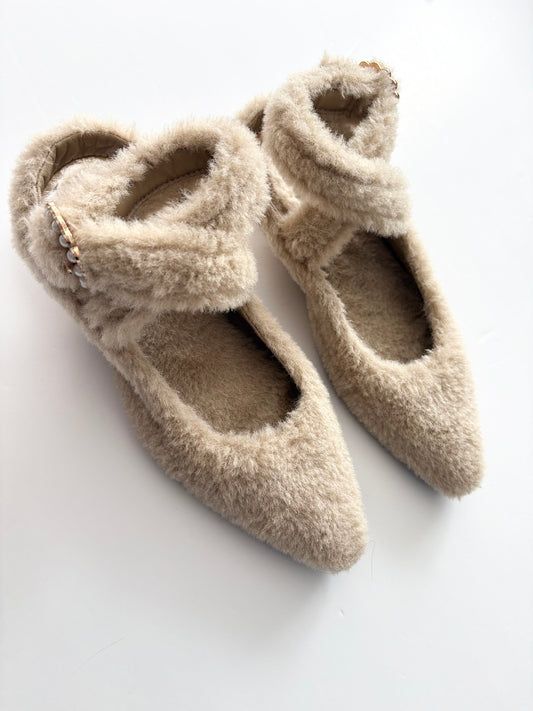 Free people Parisa Faux shearling point flat US6
