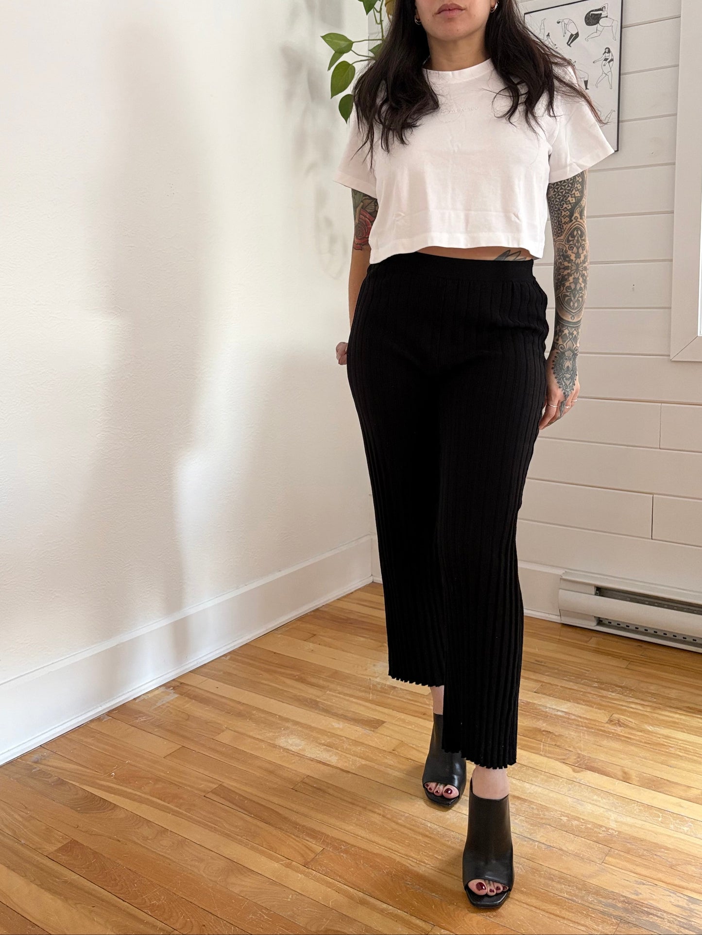 House of harlow ribbed stretchy flare pants Small