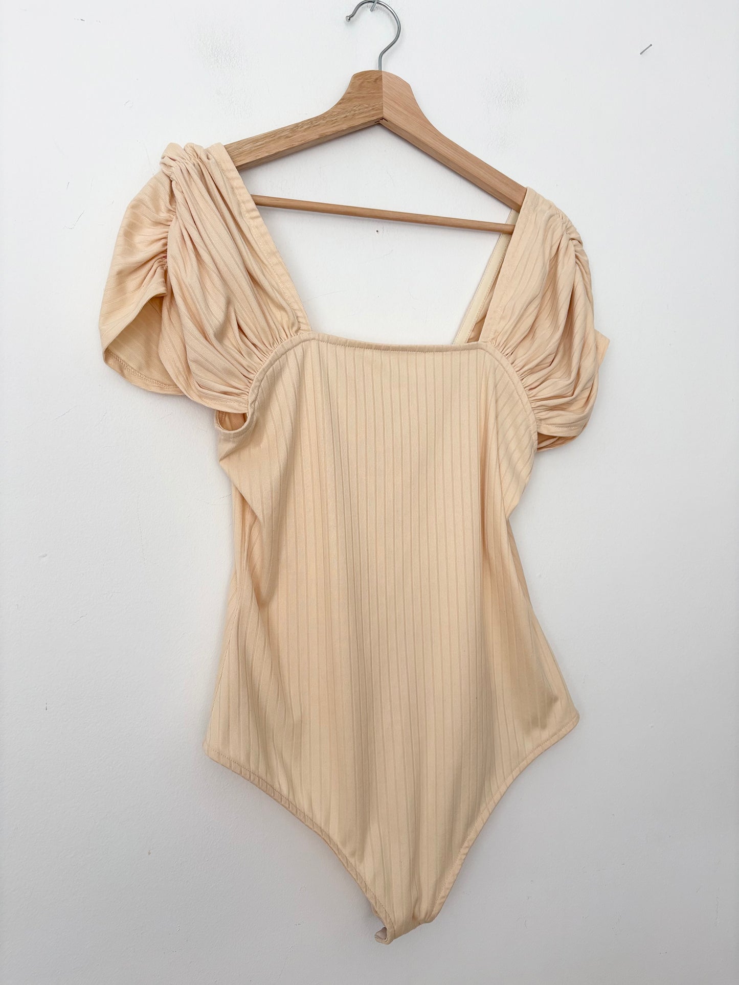 Free People front row bodysuit Medium