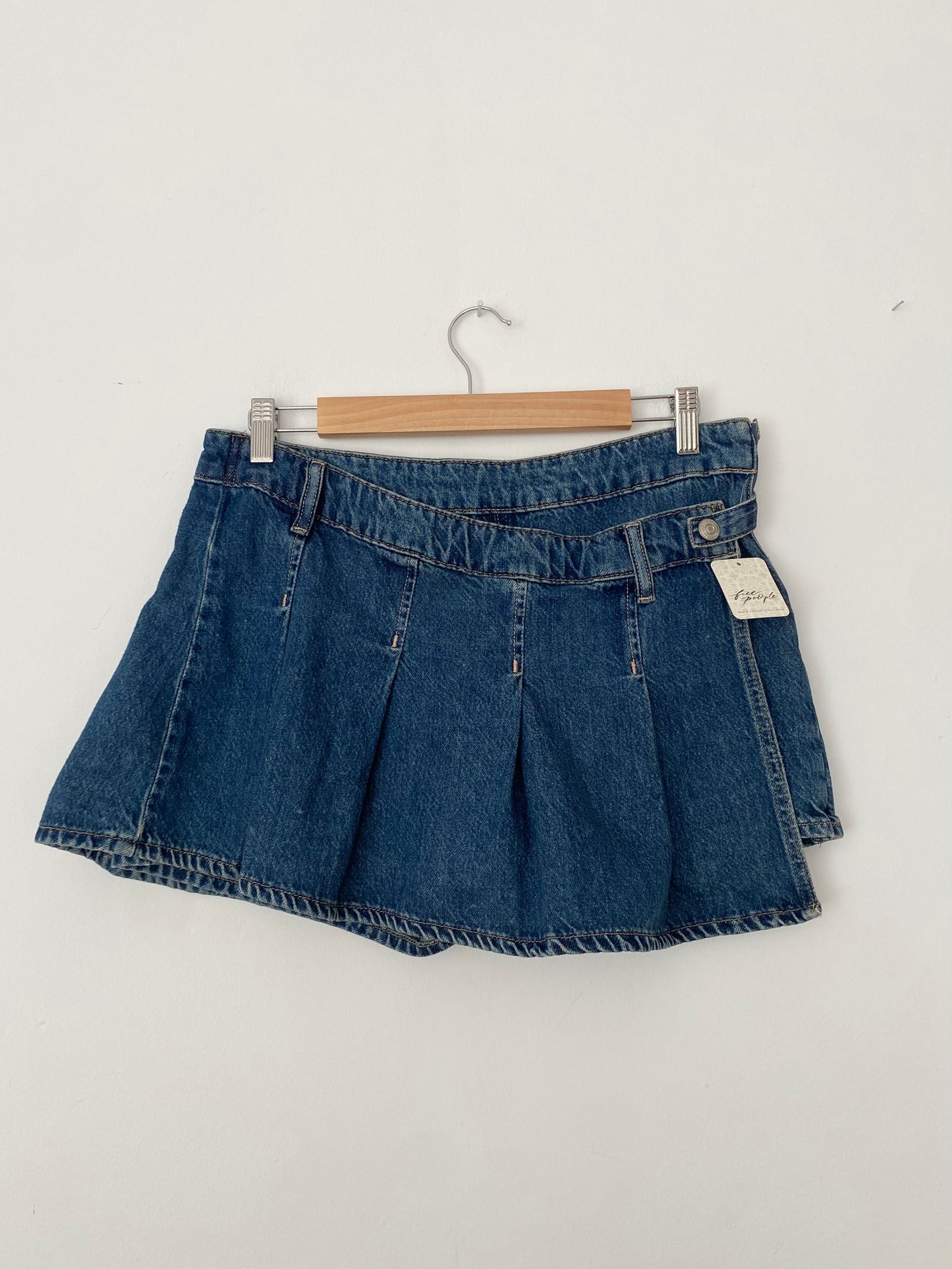 Free People Stephie pleated denim skort W29