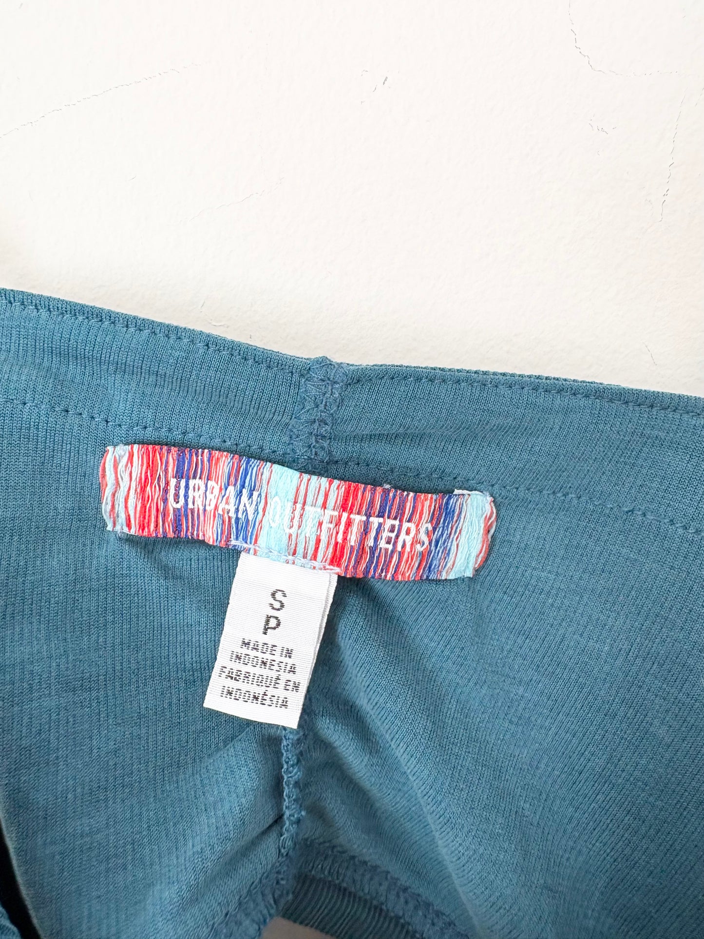 Urban Outfitters ruched crop tank top Small