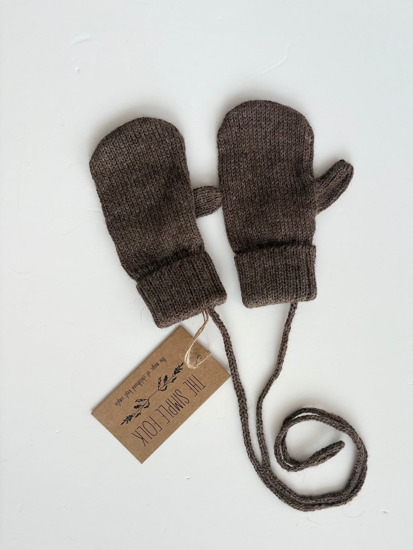 The simple folk essential gloves in alpaca *Multiple sizes*