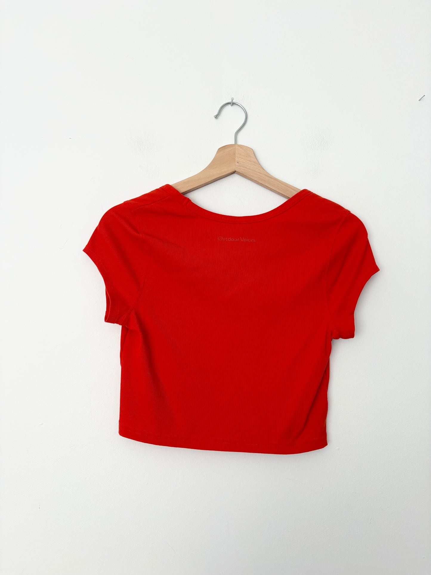 Outdoor voices rib superform cropped tee Medium