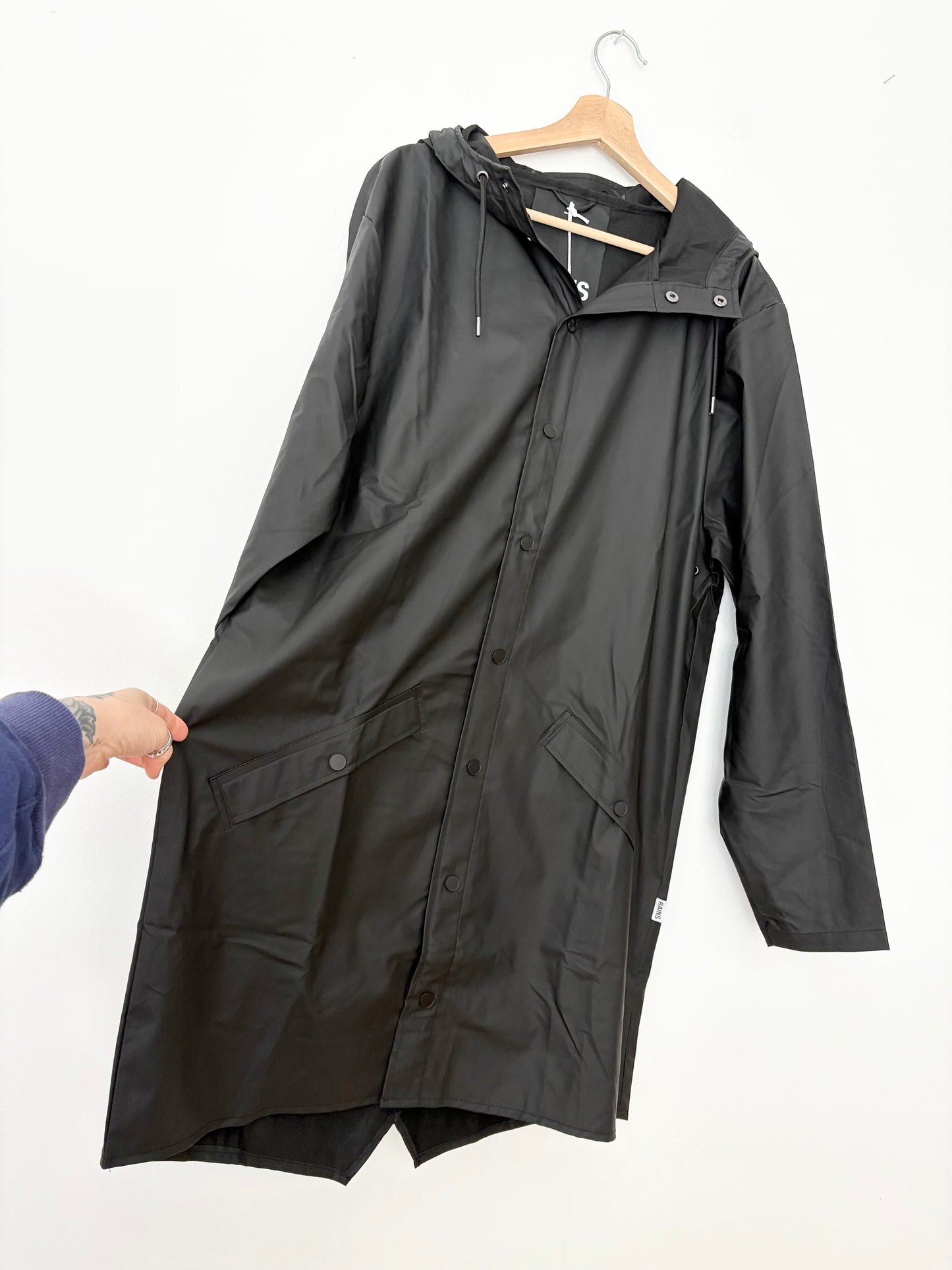 RAINS W3 long jacket in black Large