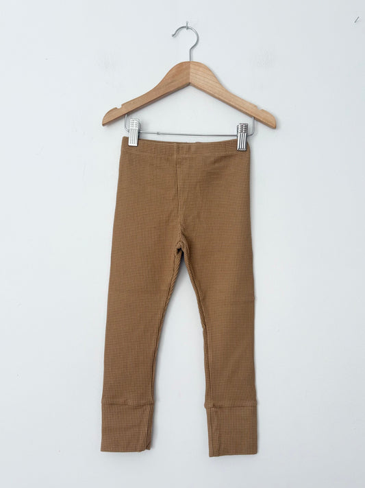 The simple folk waffle legging in camel 3/4Y