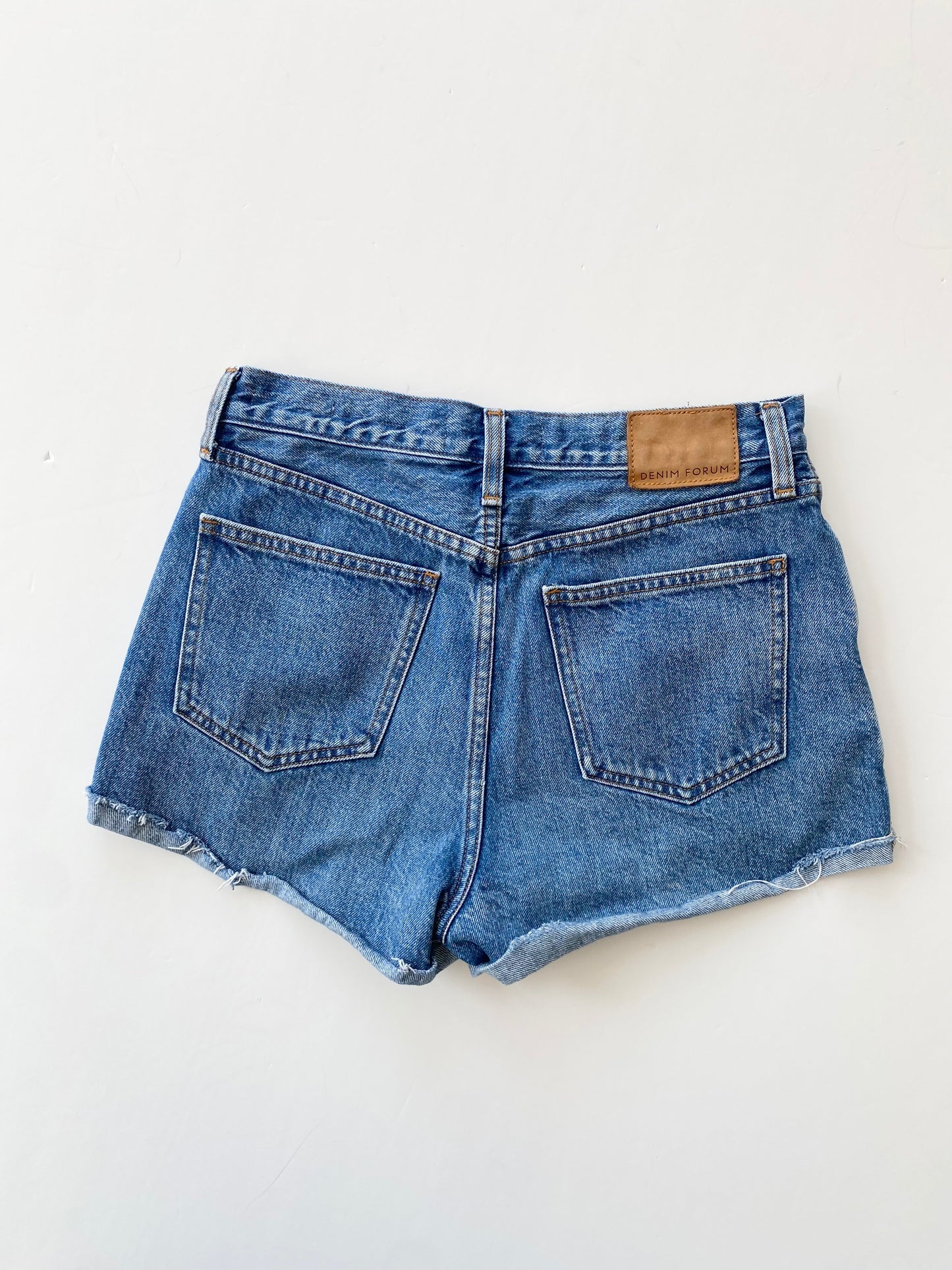 Denim Forum, le short Farrah Cheeky W28