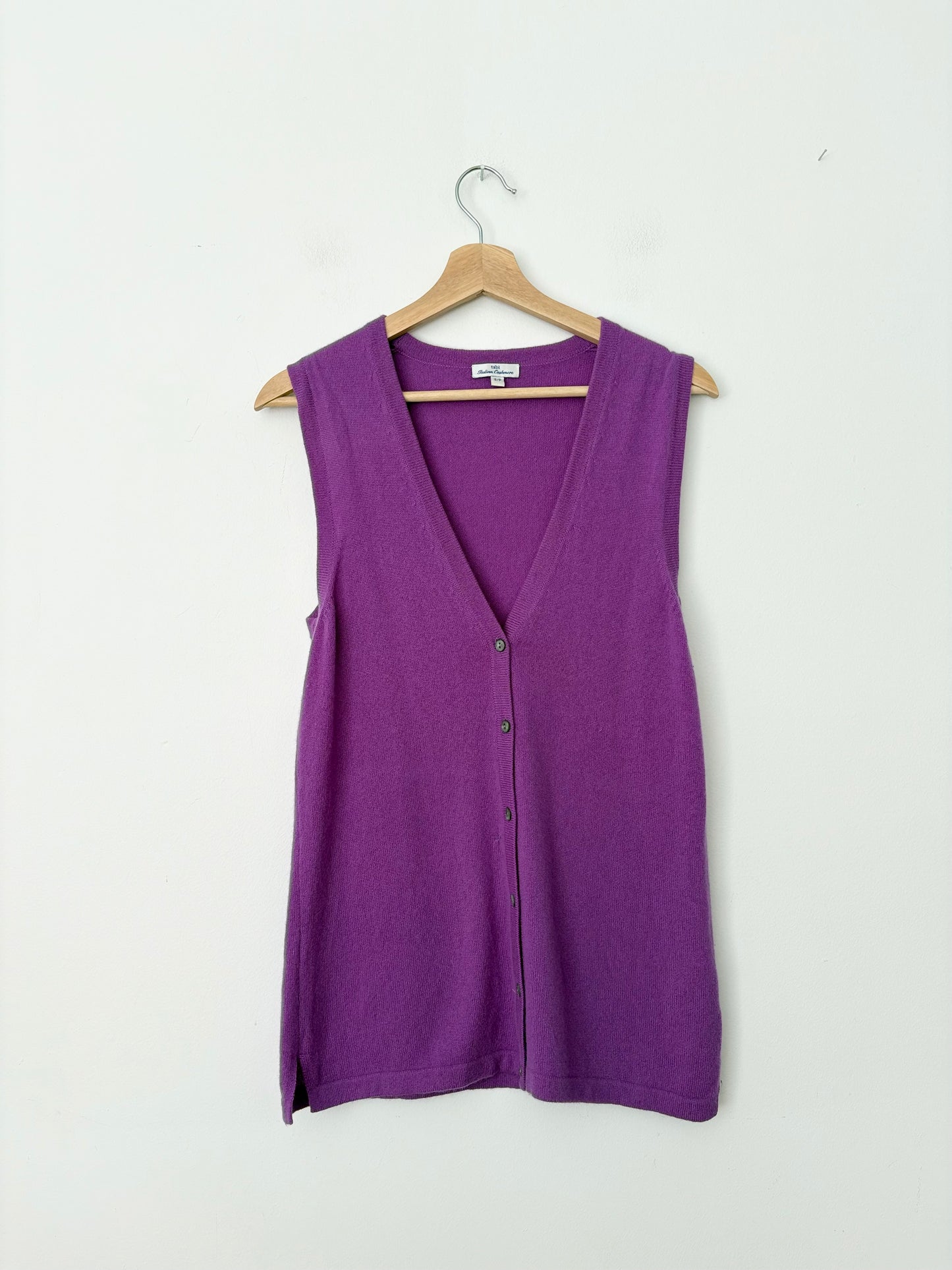 Tabi cashmere sleeveless cardigan S/M