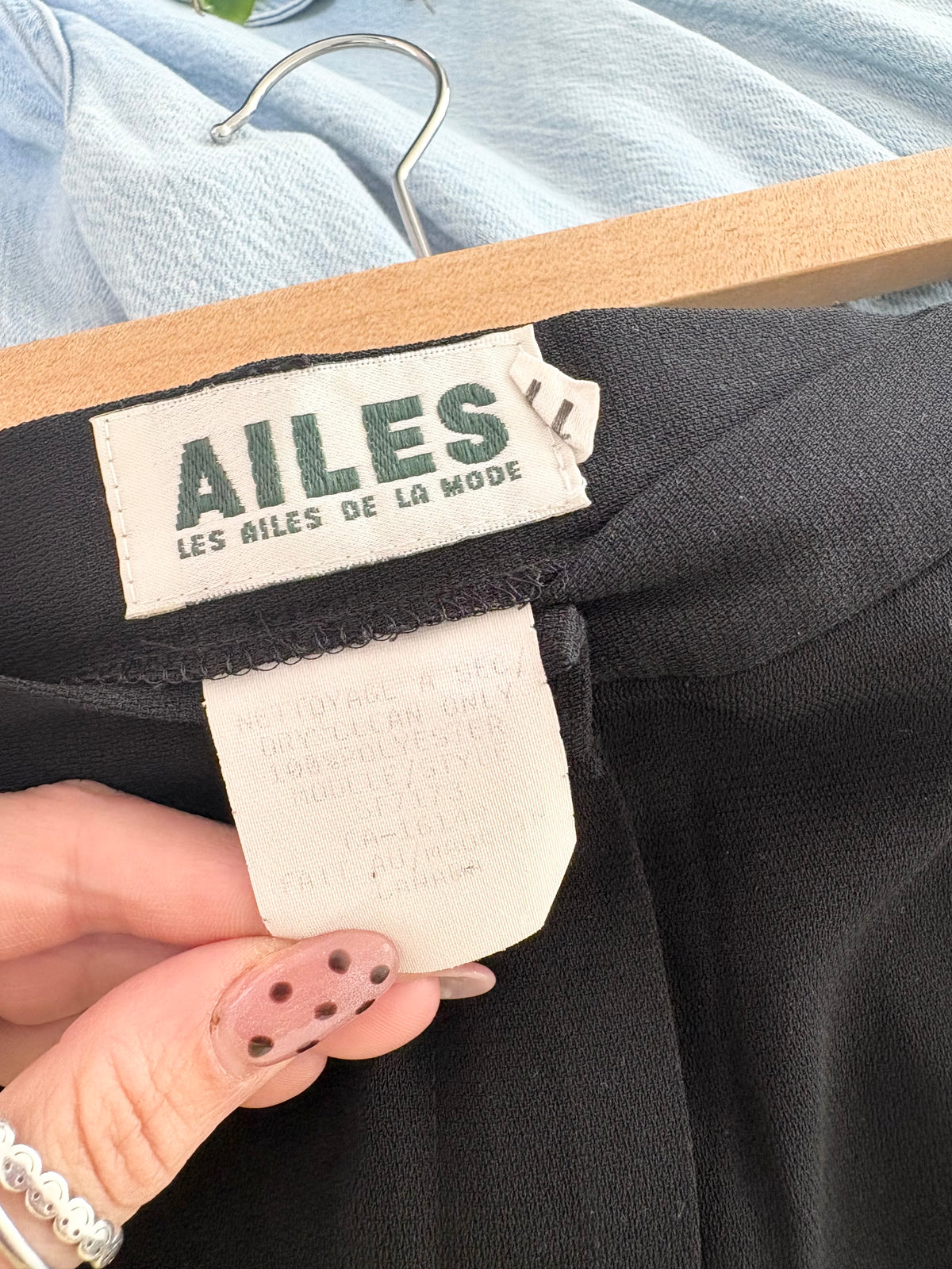 Vintage les ailes de la mode black trousers W30