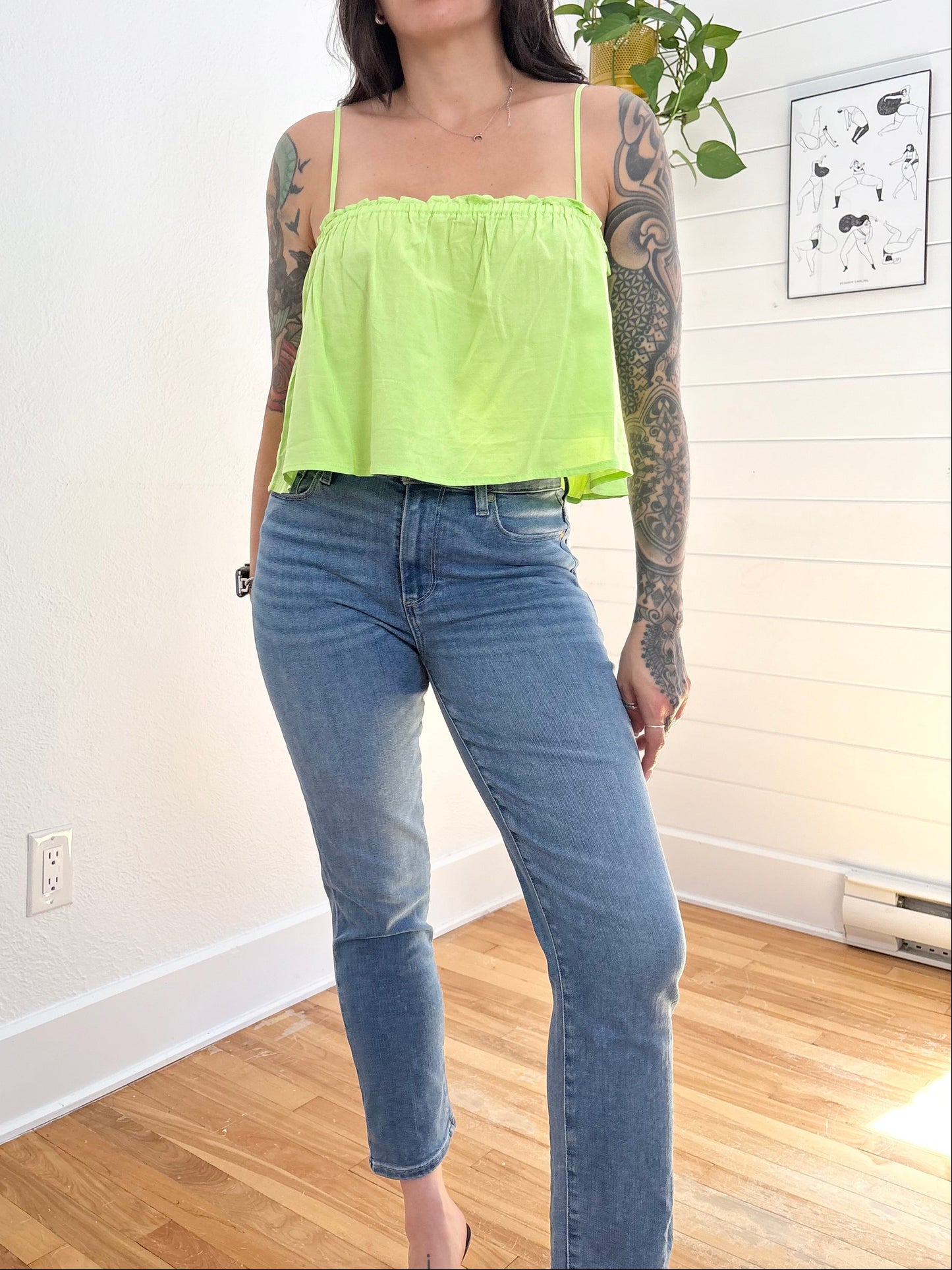 We wore what ruffle crop tank top Medium