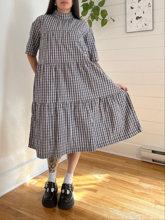 Everlane tiered mockneck midi dress Small
