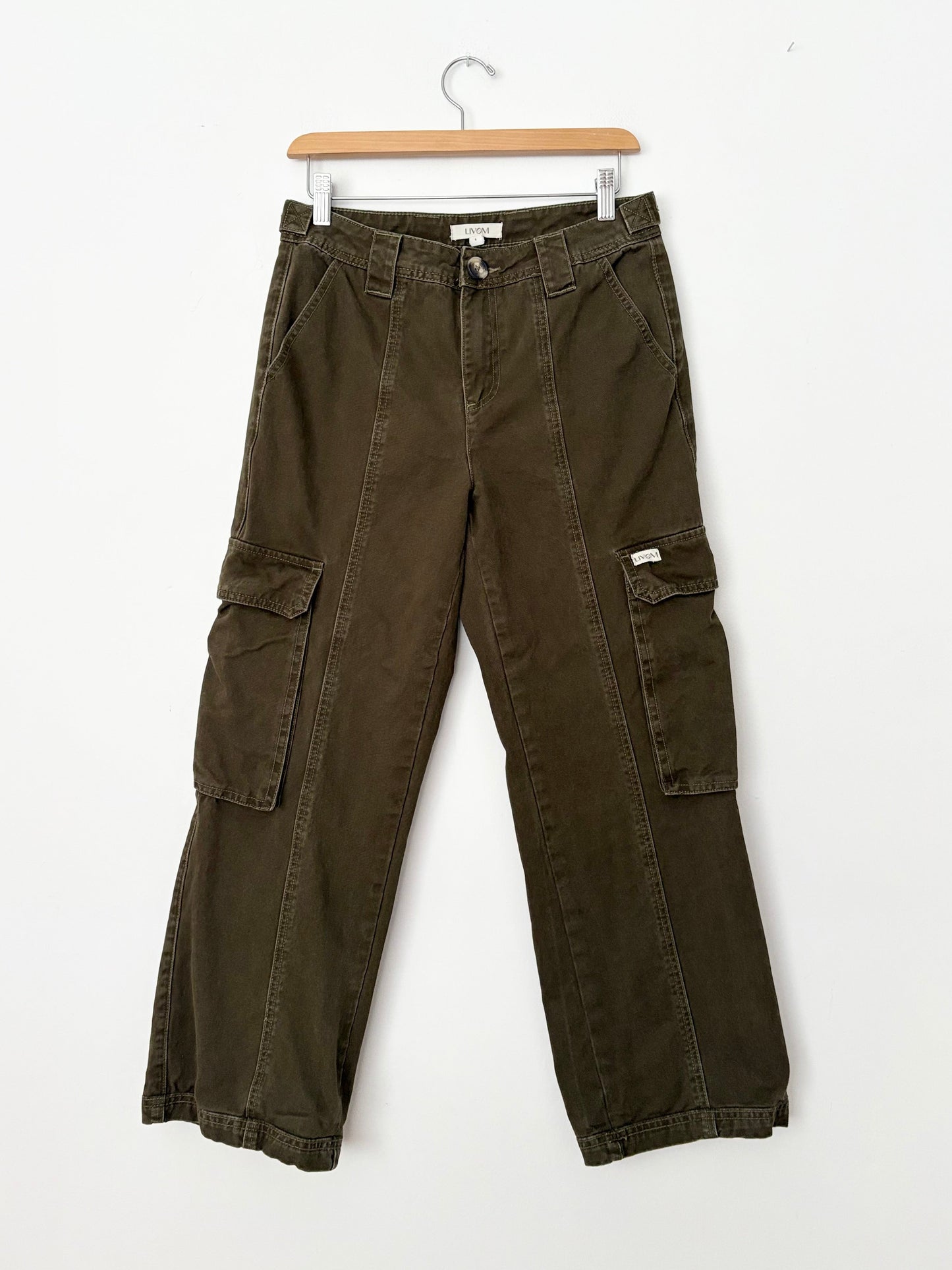 Jean cargo Livom à jambes larges W27/28